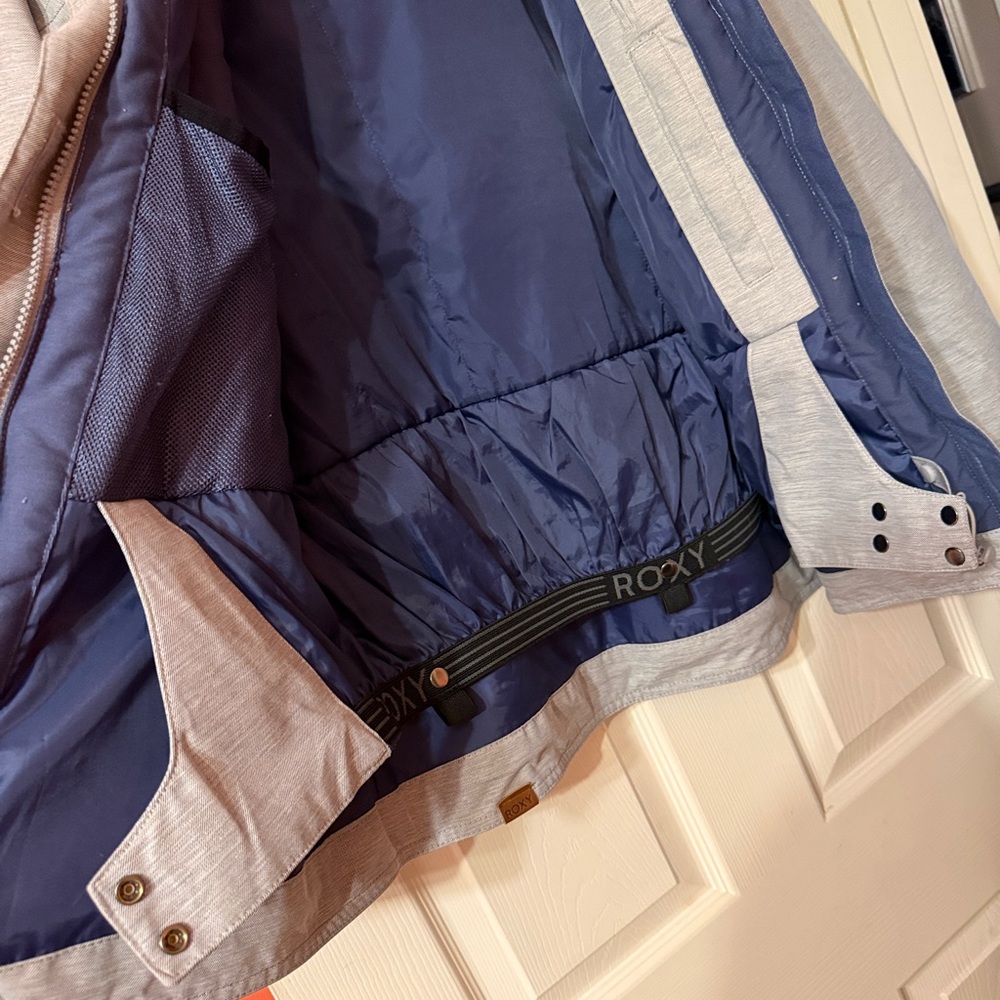 Roxy Men's Light Gray Performance Jacket - image 3